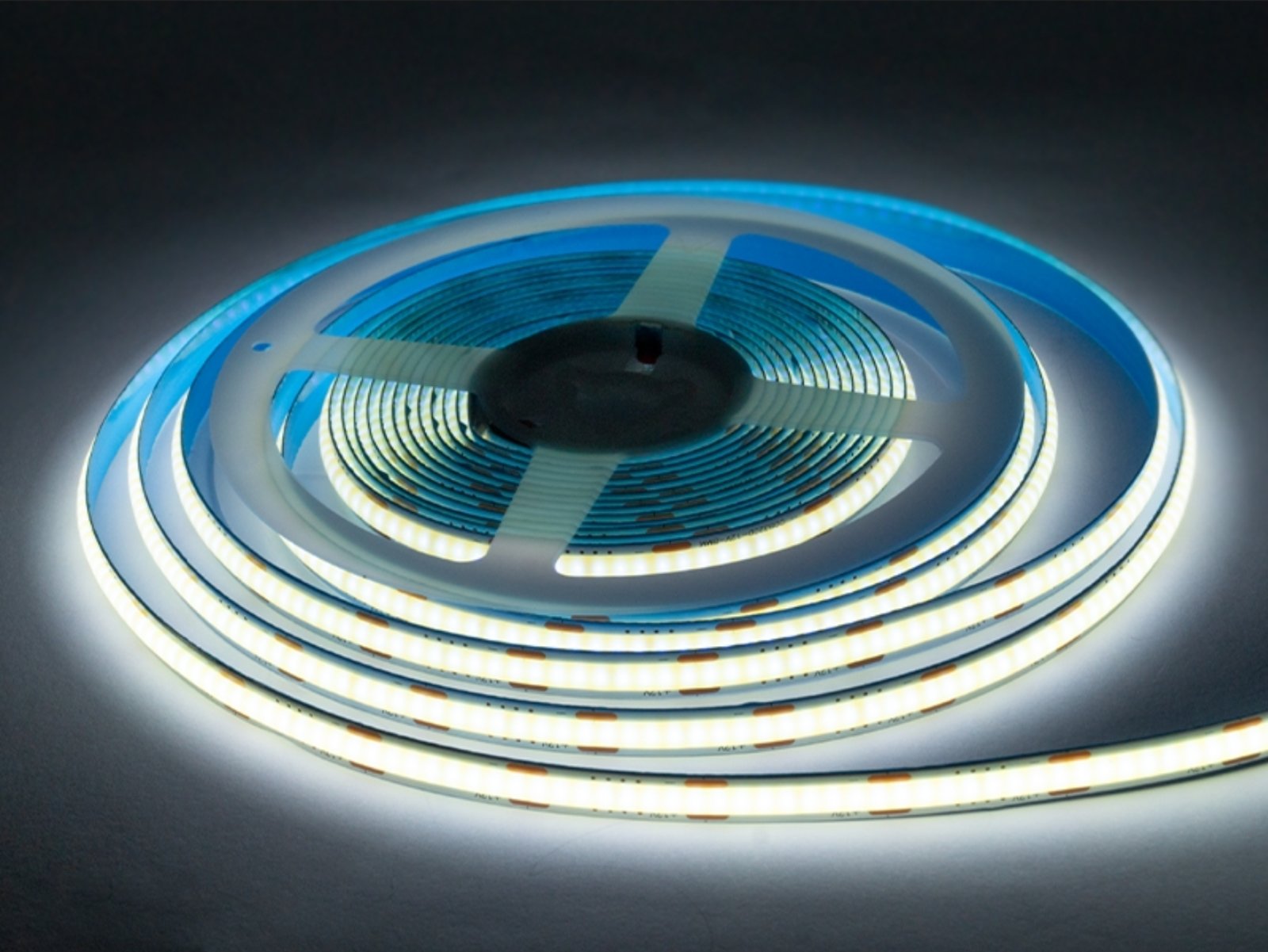 зображення_viber_2026-01-25_22-57-20-478 Світлодіодна стрічка 5м COB/FCOB 320 LED 12В,12w/м,100 LM/W, IP20 6500К (Холодний білий) - Зображення 1